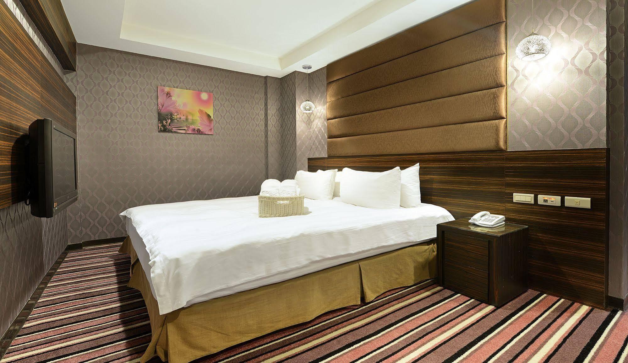 In99 Hotel Jincheng Exterior foto